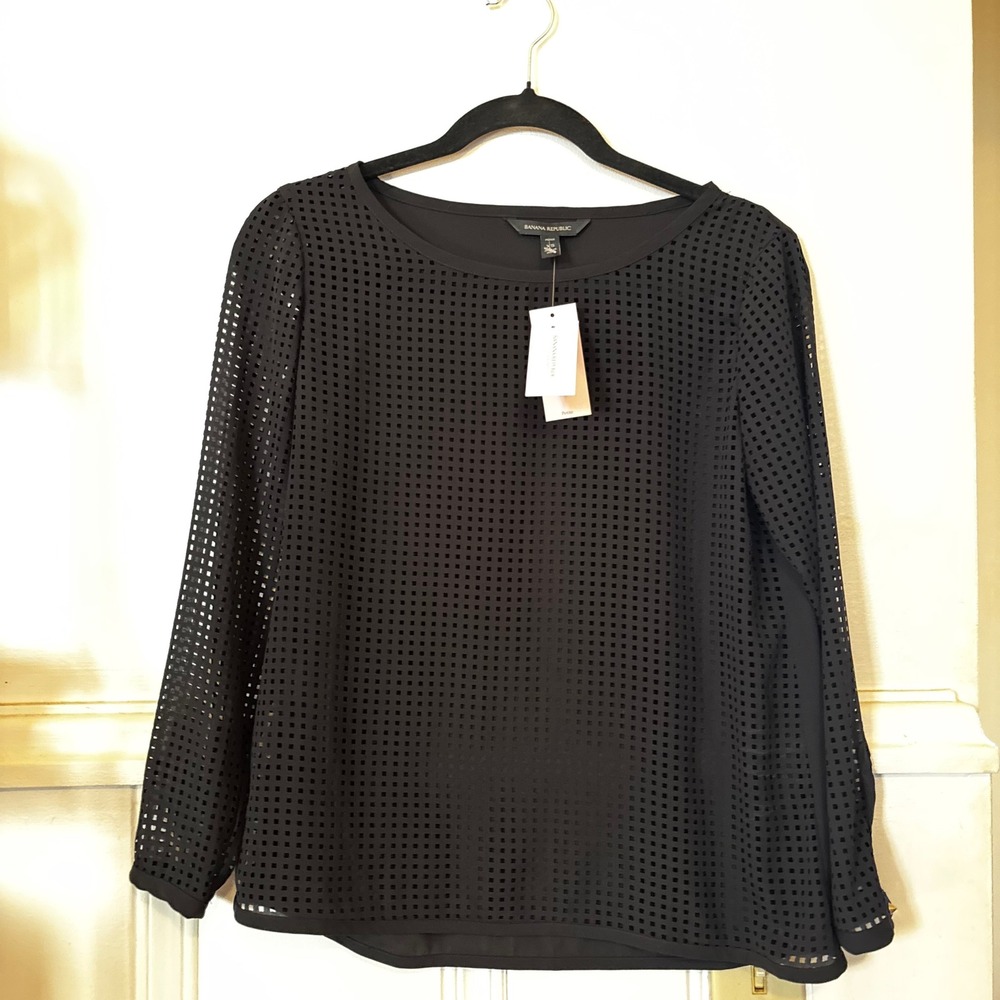 Banana Republic Women's PXS NWT Black Eyelet Long Sleeve Blouse Top